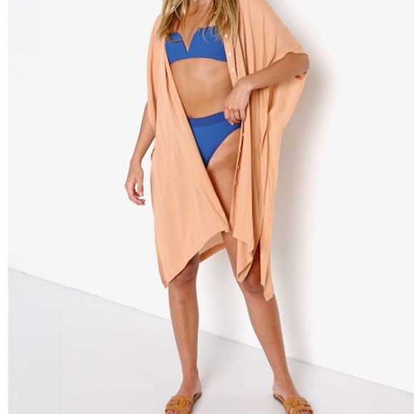 L Space
Anita Cover Up Toasted Chic Tan Button-Down - Picture 4 of 5